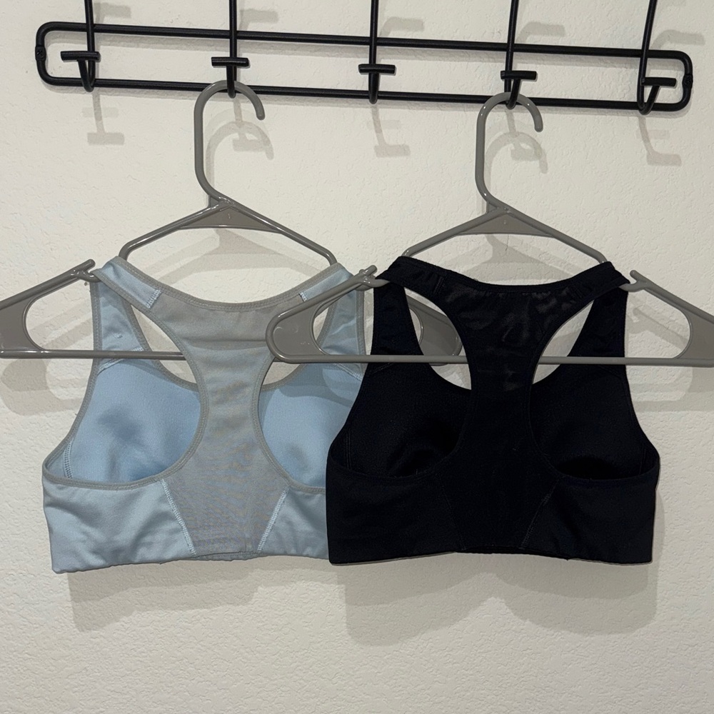 Nike Black and Light Blue Sports Bras Bundle - Picture 4 of 6